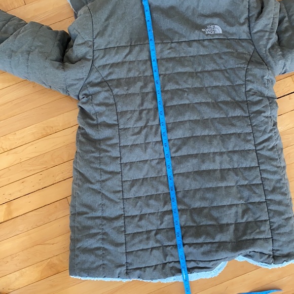 Girls North Face Jacket XL - Picture 12 of 12